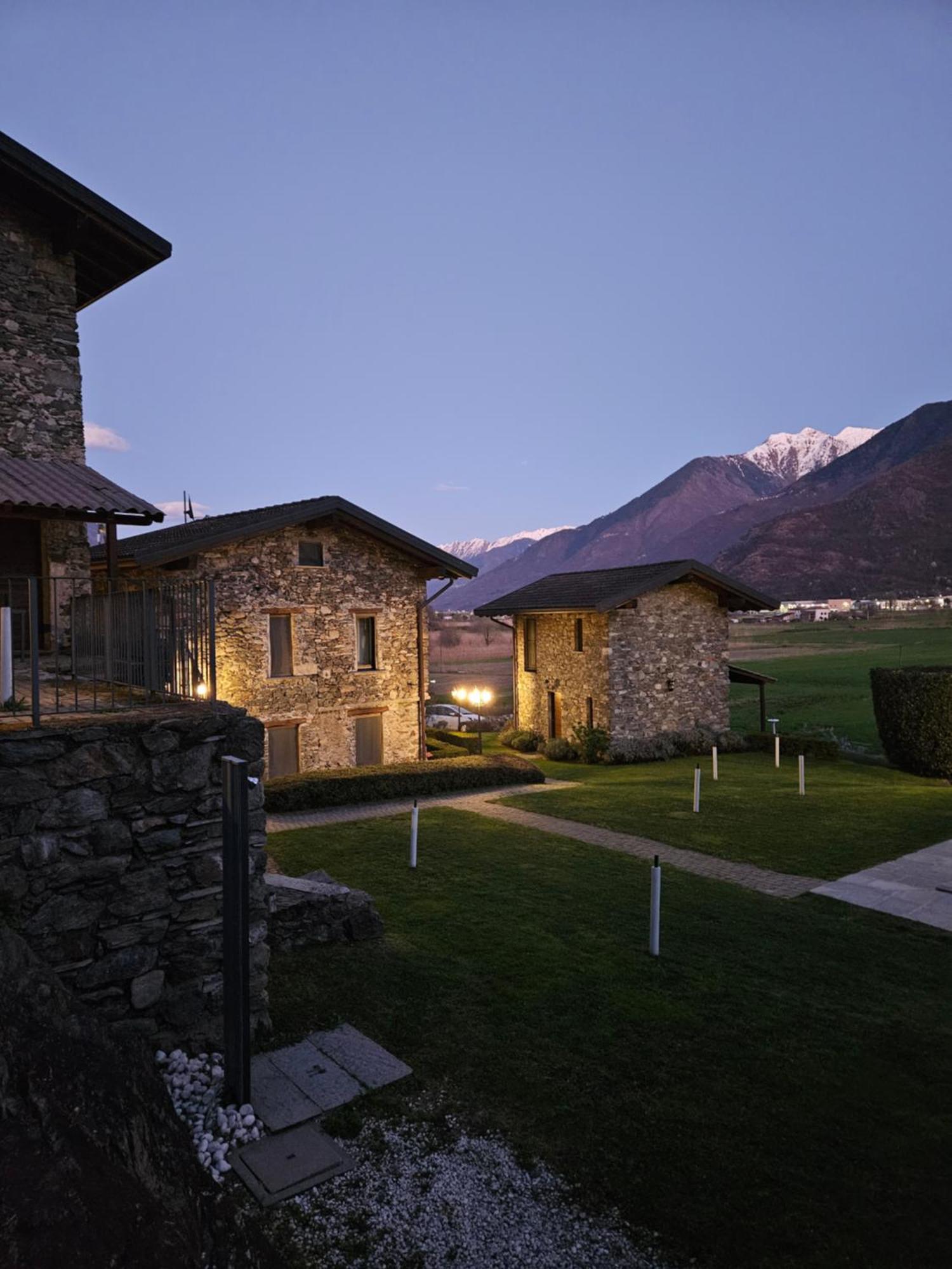 Villa Borgo Erbiola Colico Exterior foto